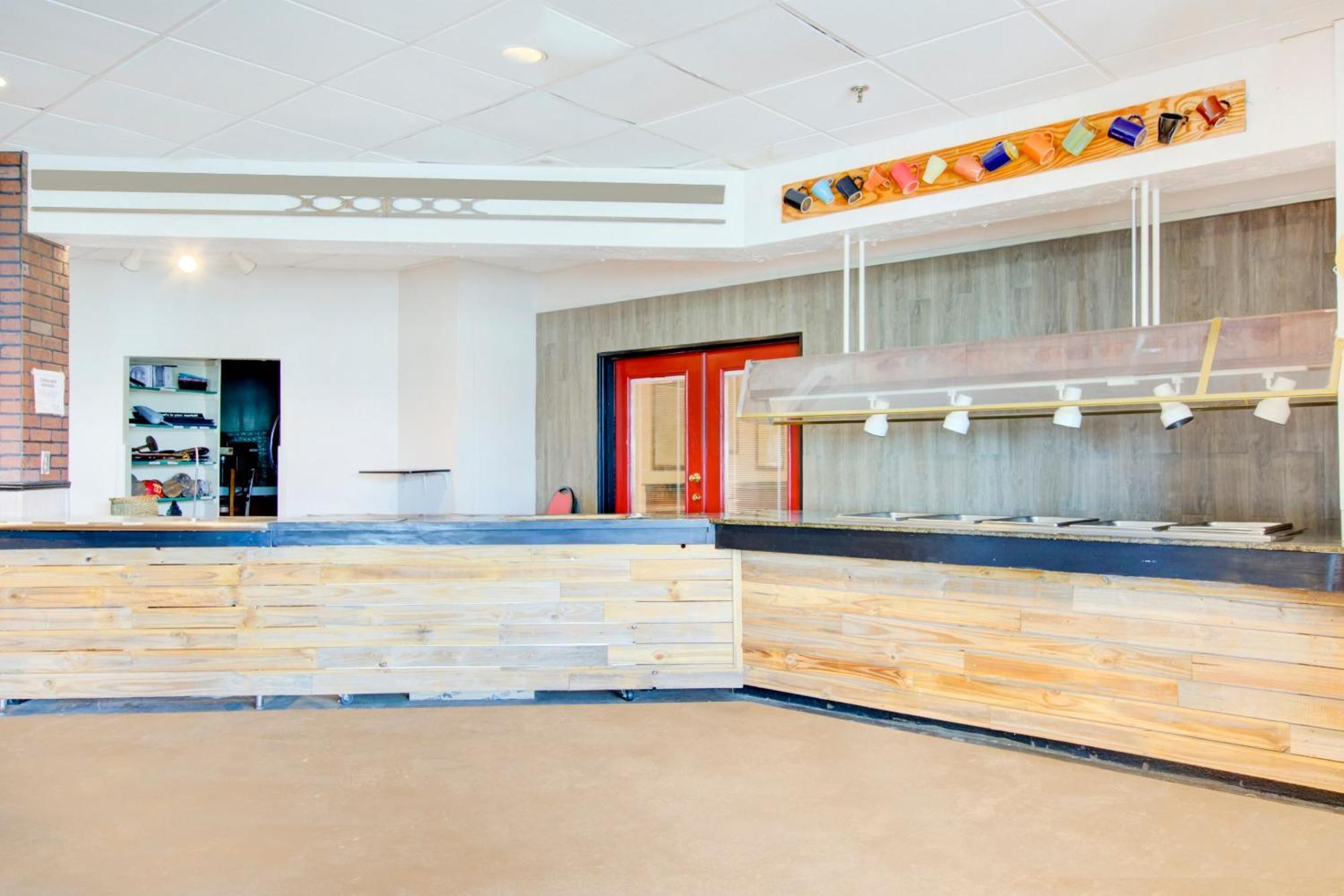 Oyo Hotel Dundee By Crystal Lake Extérieur photo