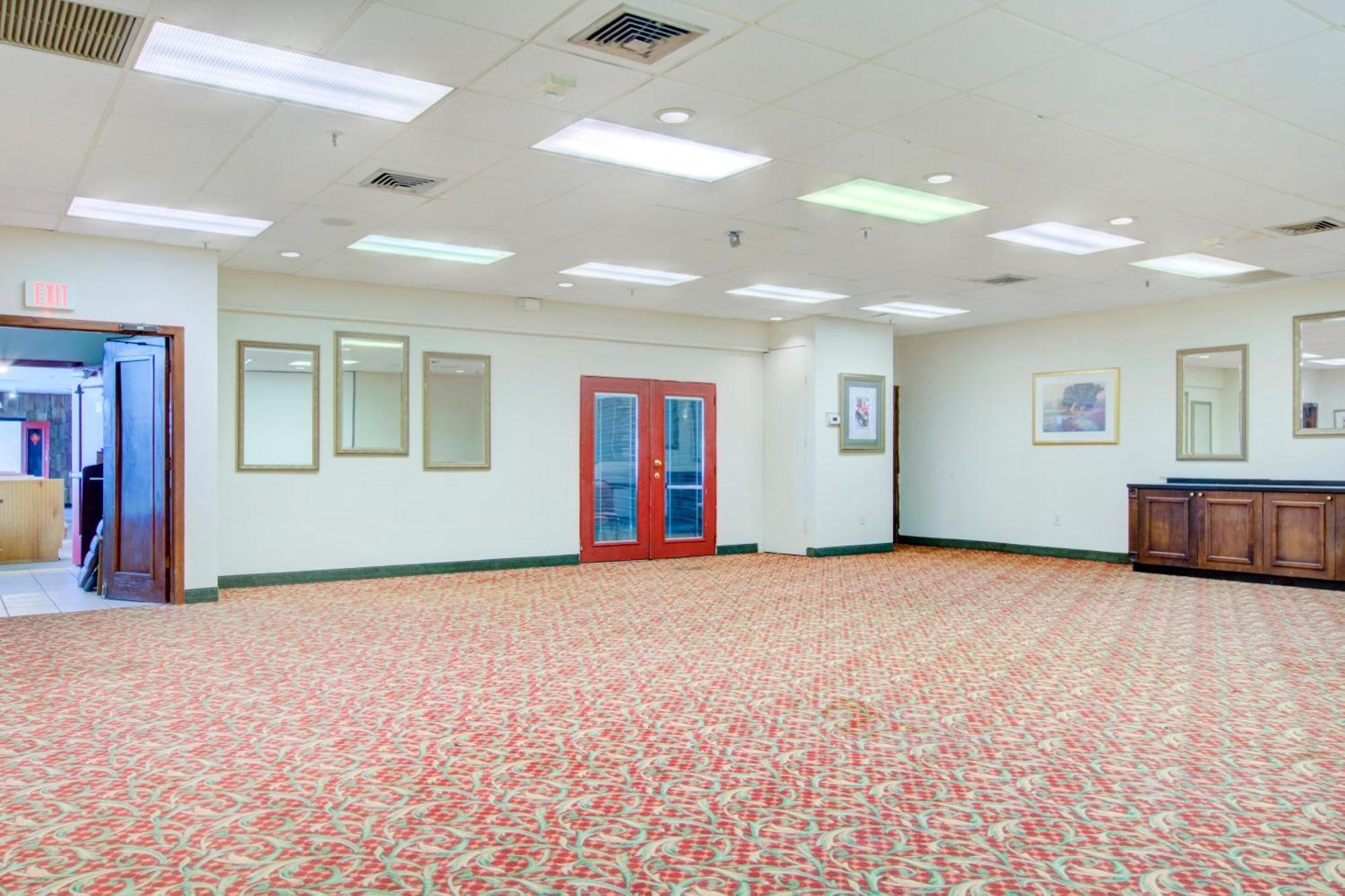 Oyo Hotel Dundee By Crystal Lake Extérieur photo